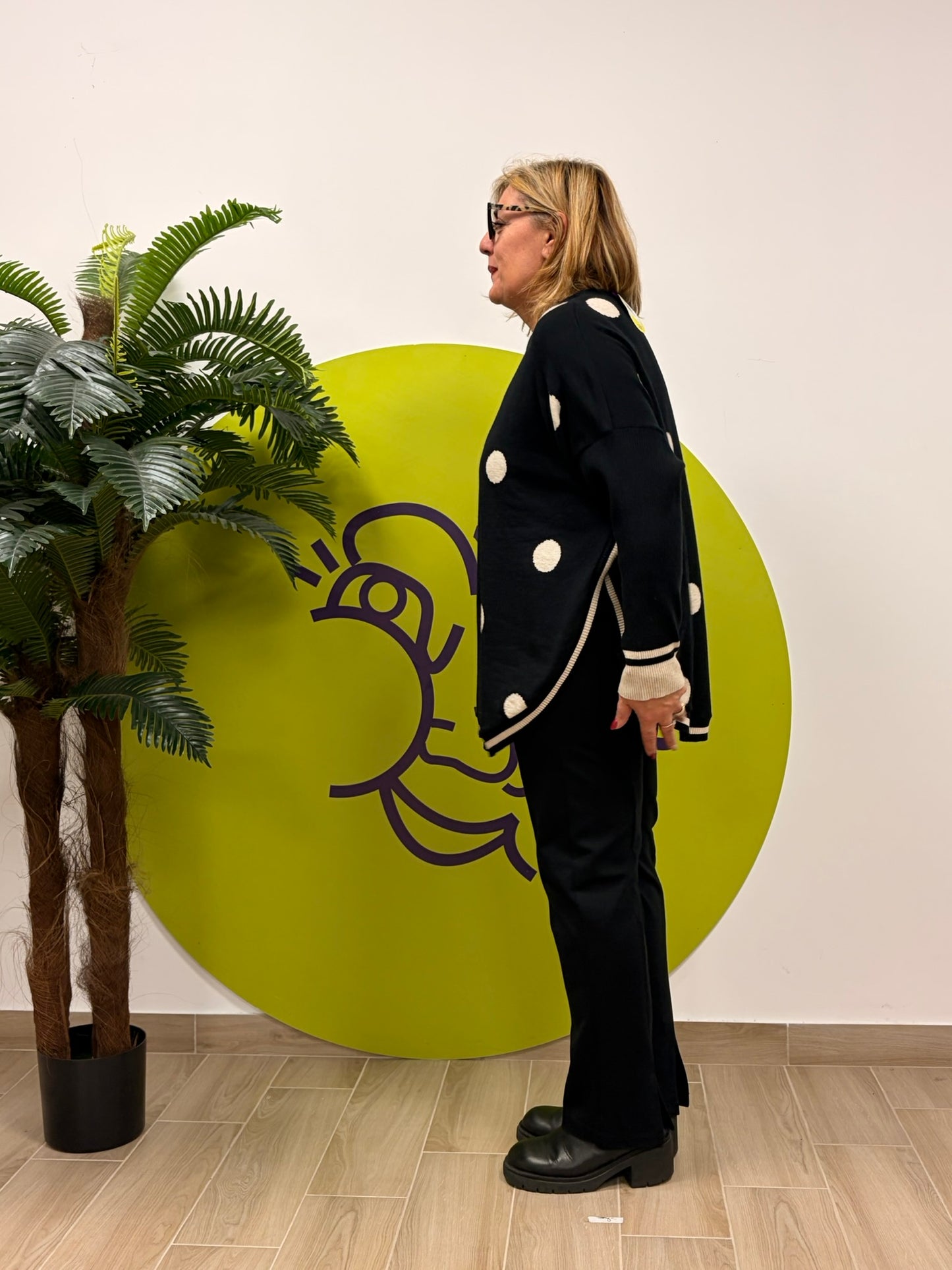 Girocollo stondato a pois