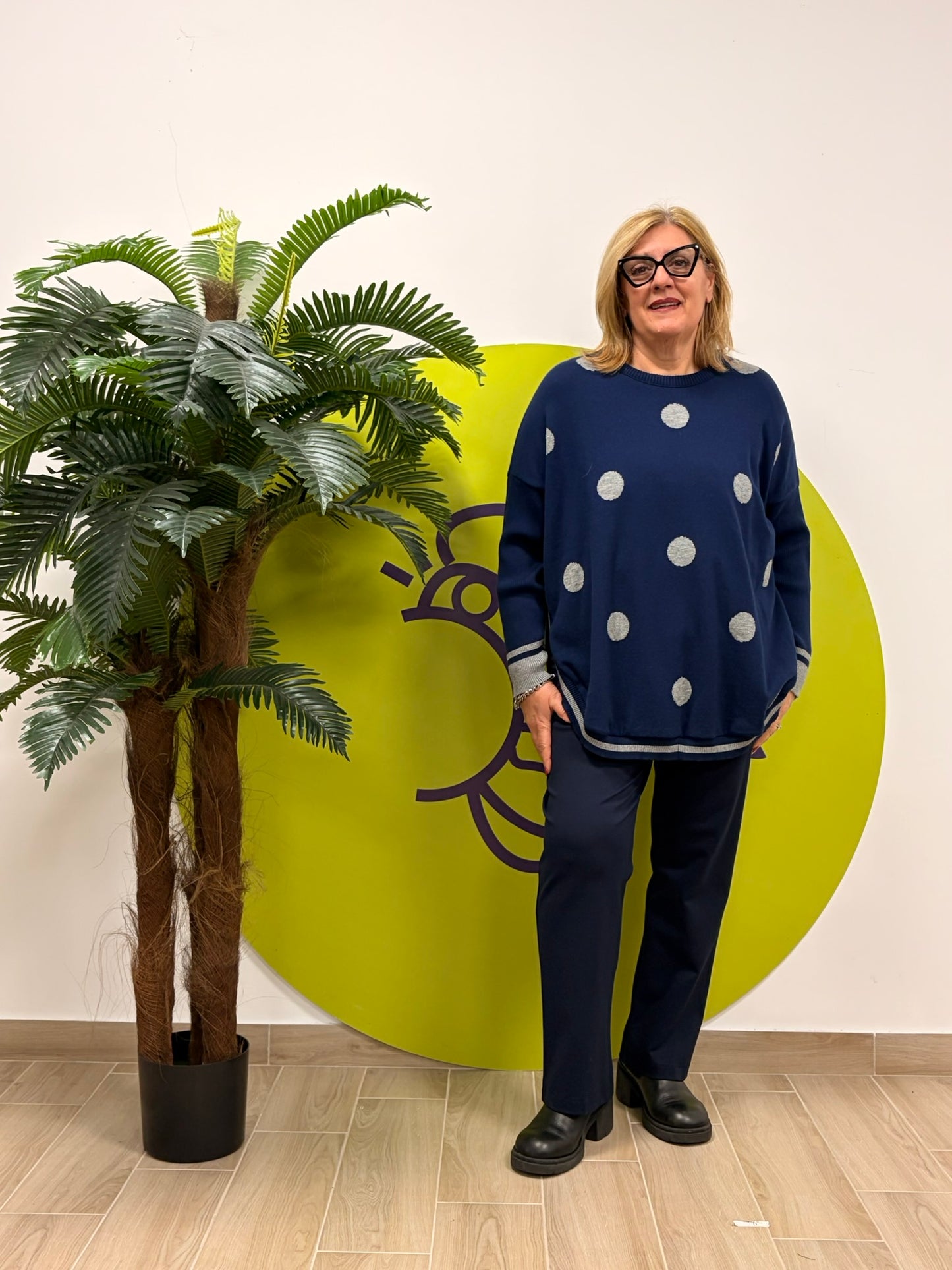 Girocollo stondato a pois