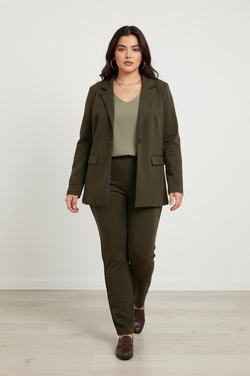 Pantalone dritto con spacchetto