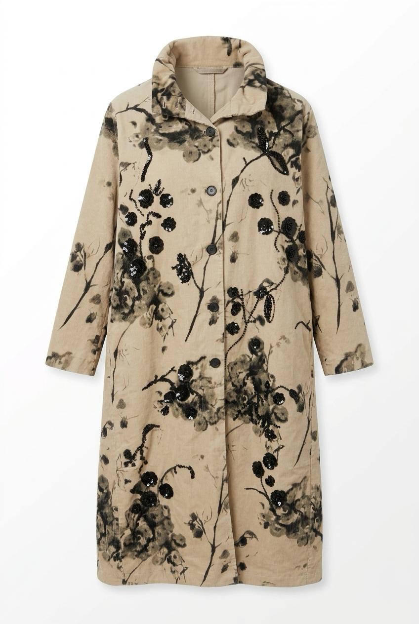 Cappotto ricamato a mano con dettagli floreali