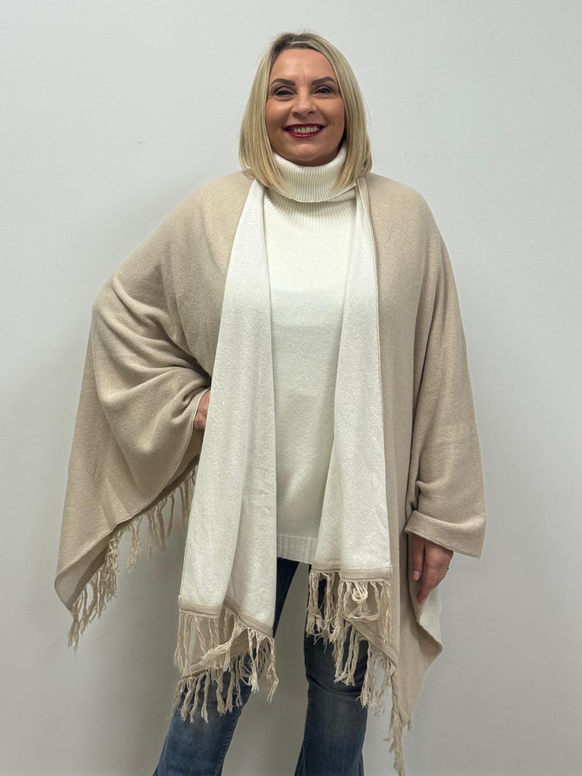 Mantella double-face con frange