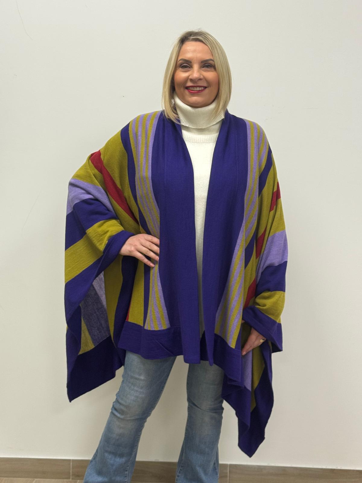 Mantella a righe sfalzate